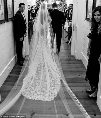 Hailey Bieber wedding dress with designer Virgil Abloh providing one-of ...